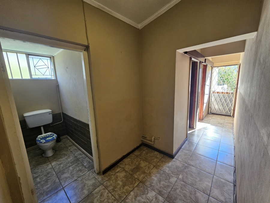 To Let 2 Bedroom Property for Rent in Cambridge West Eastern Cape